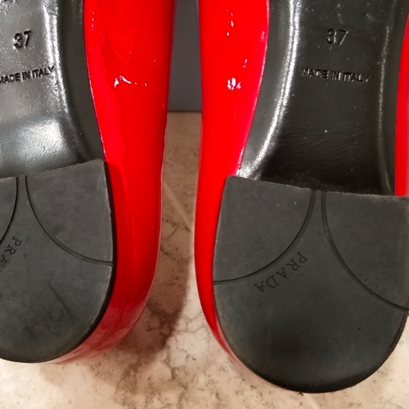 Authentic Prada Calzature Donna Vernice Red Patent Leather Buckle Ballet Flats - Picture 8 of 12